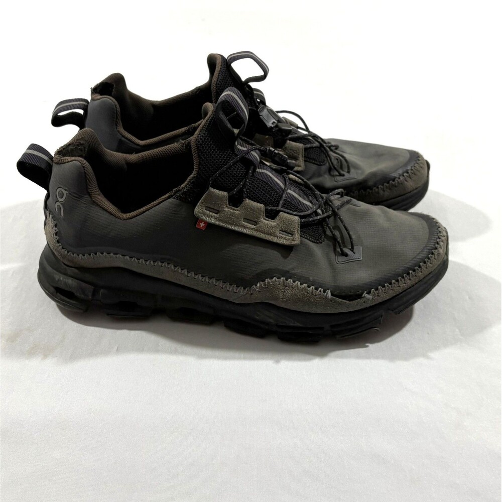 On Cloudaway Black Gray Mens Breathable Low Athletic Run Gym Shoes Sz 10.5 FLAWS